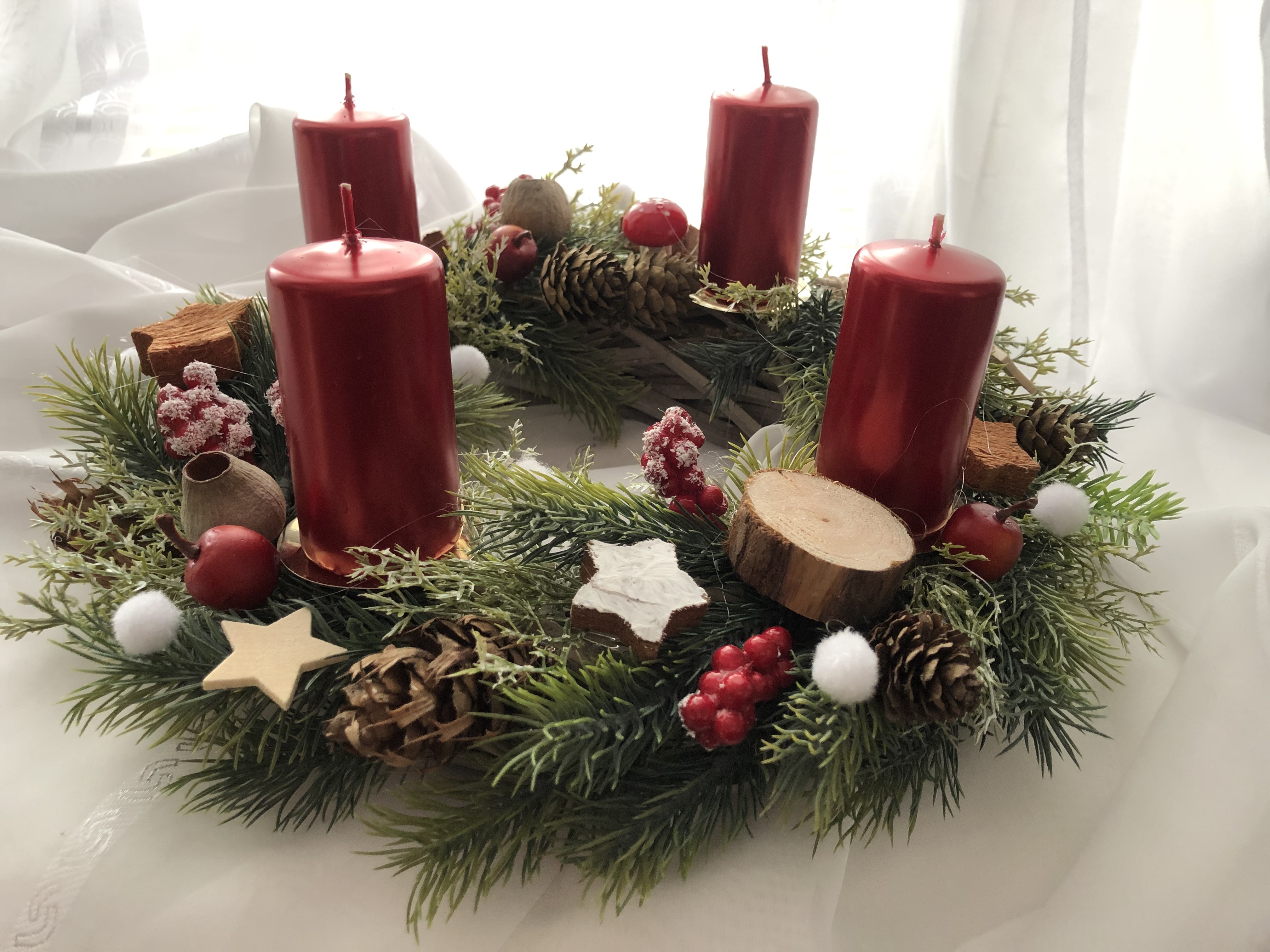 adventní svícen červený